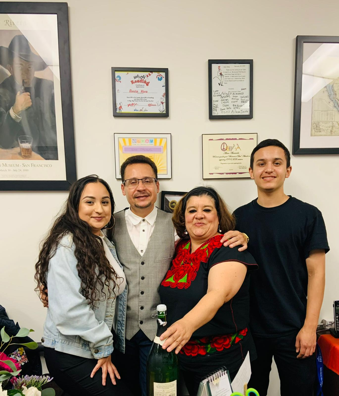 Familia y equipo de Alianza Latina